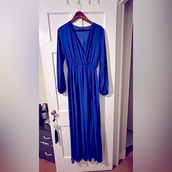 Lulus Long Sleeve Maxi Dress - Picture 1 of 3